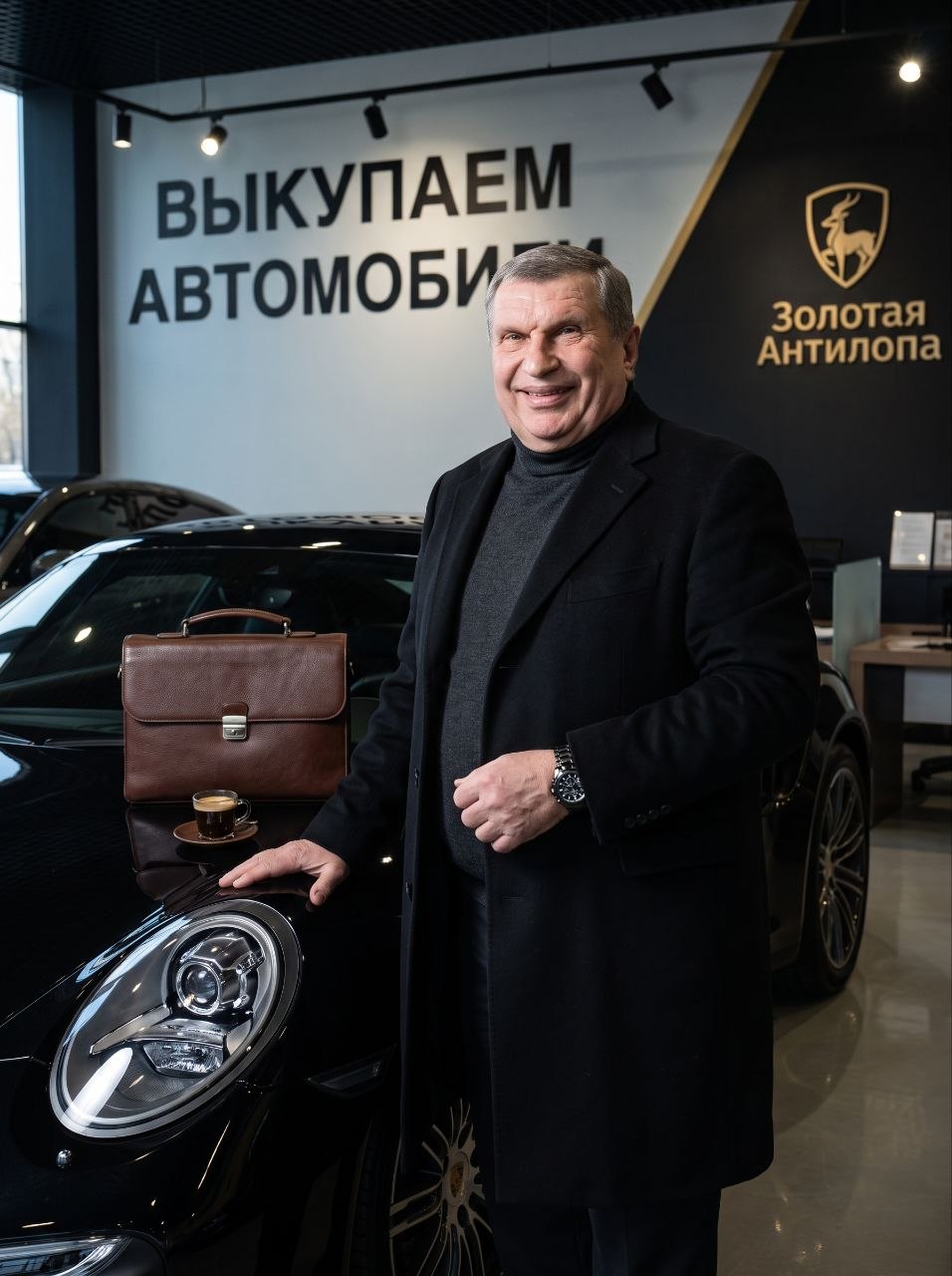 Игорь в автосалоне